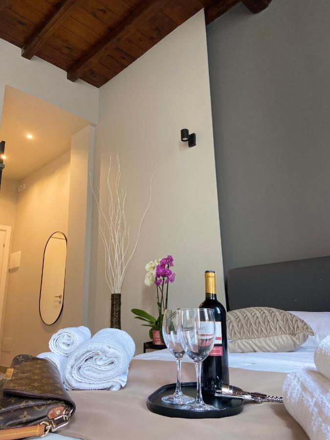Soha Piazza Di Spagna Boutique Ρώμη Εξωτερικό φωτογραφία
