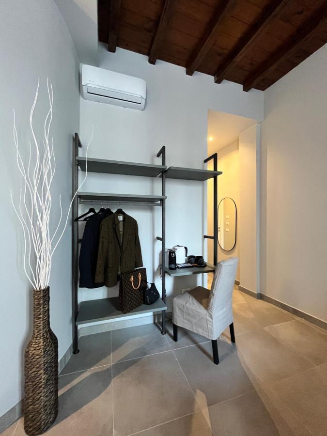 Soha Piazza Di Spagna Boutique Ρώμη Εξωτερικό φωτογραφία