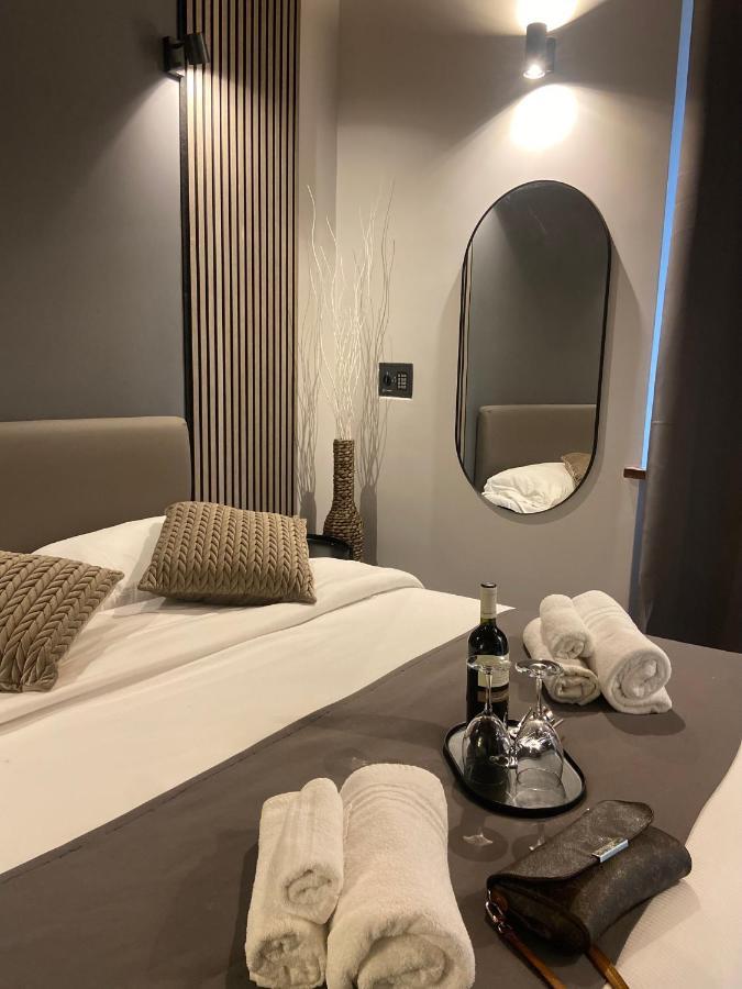 Soha Piazza Di Spagna Boutique Ρώμη Εξωτερικό φωτογραφία