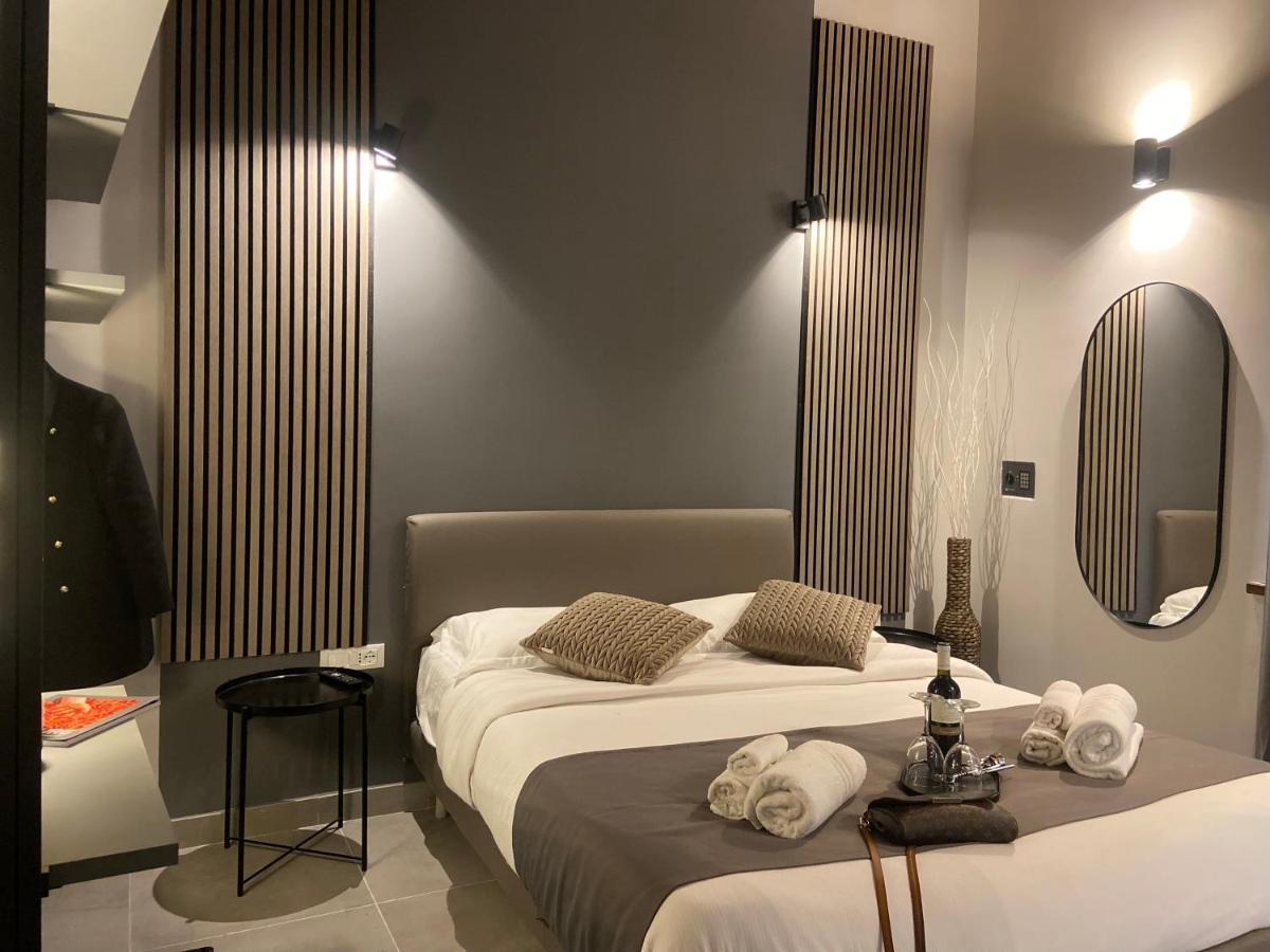 Soha Piazza Di Spagna Boutique Ρώμη Εξωτερικό φωτογραφία