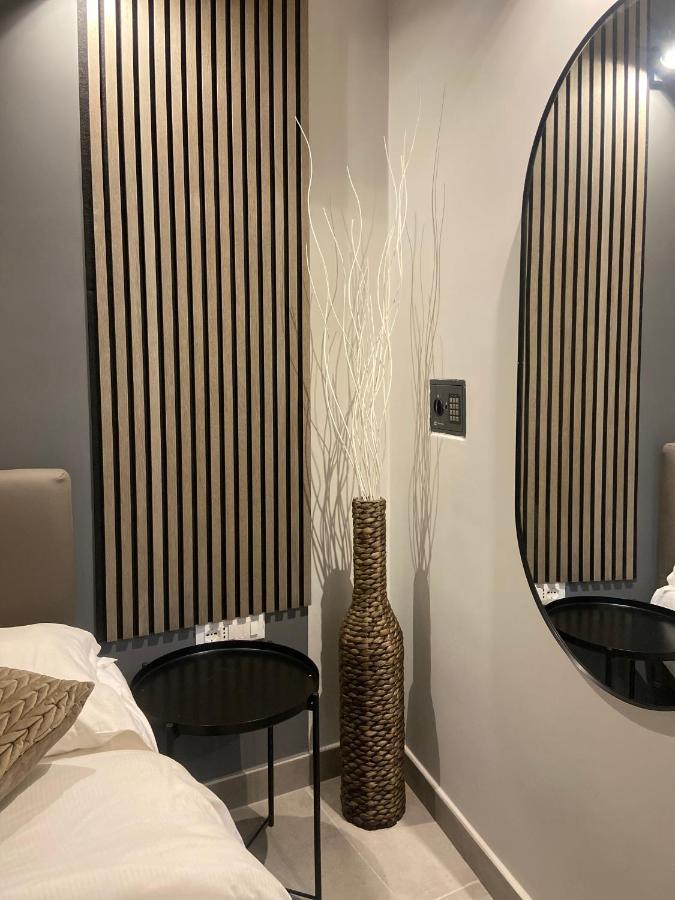 Soha Piazza Di Spagna Boutique Ρώμη Εξωτερικό φωτογραφία